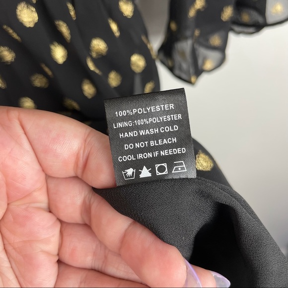 Buddy Love Bell Sleeve Romper - Picture 5 of 7